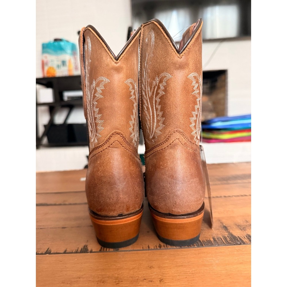 New with tags FERRINI Molly WESTERN brown Boots leather 7.5 round‎ toe cowboy